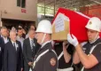 Şehit Başkomiser Kamuran Üçgül memleketinde toprağa verildi haberinin görseli