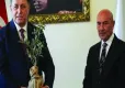 Başkan Tugay’dan eski Başkan Soyer’e moral ziyareti haberinin görseli