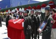 İzmir şehidine veda etti… haberinin görseli