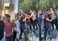 İzmir’de seyyar satıcı zabıta ekipleri tarafından sokak ortasında darp edildi haberinin görseli