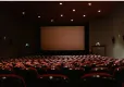Sinema artık lüks mü? Bilet fiyatları uçtu, orta sınıf salonlardan uzaklaştı.. haberinin görseli