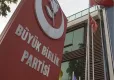 Büyük Birlik Partisi’nde görevden alma haberinin görseli