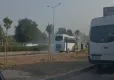 İzmir’de servis minibüsü hareket halindeyken alev alev yandı haberinin görseli