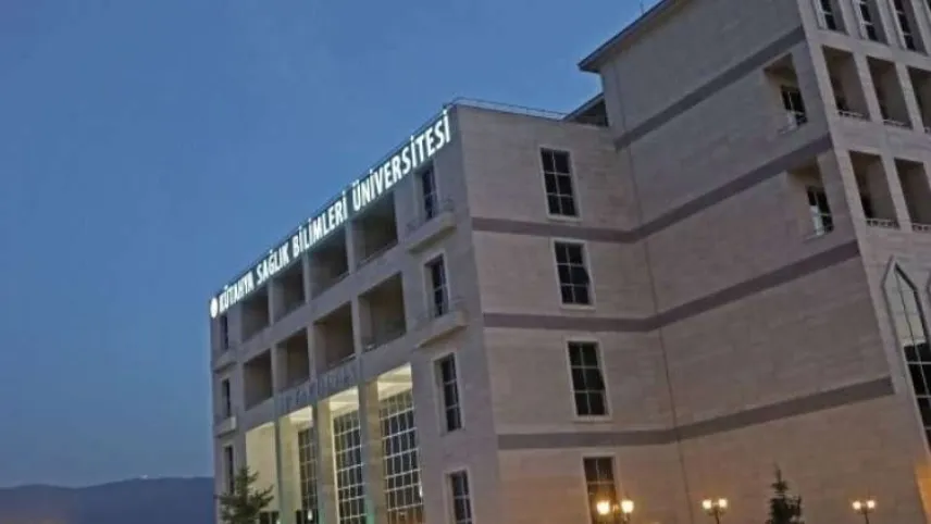 Kütahya Sağlık Bilimleri Üniversitesi 100 Sözleşmeli Personel alacak haberinin görseli