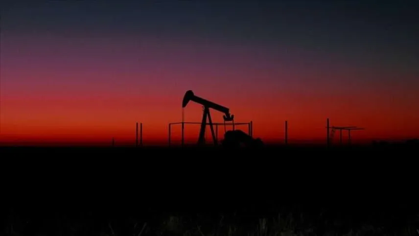 Brent petrolün varil fiyatı 85,59 dolar haberinin görseli