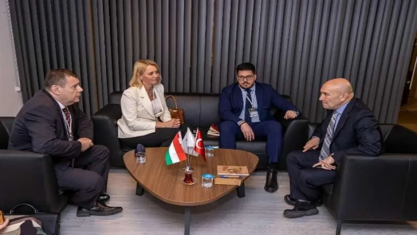 Macaristan İstanbul Başkonsolosu Başkan Soyer'i ziyaret etti haberinin görseli