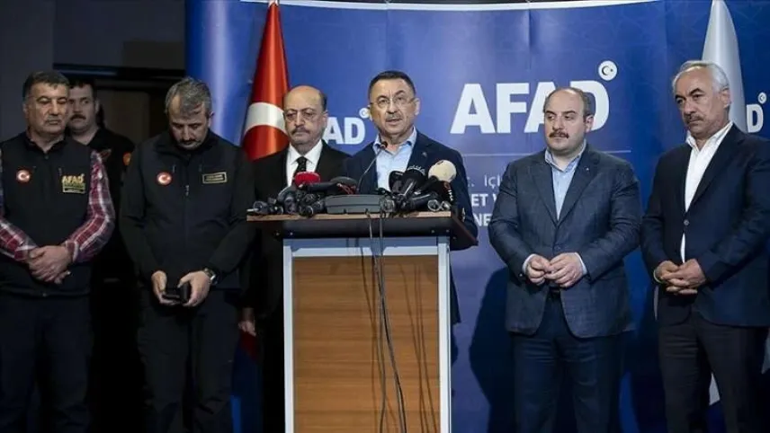 Cumhurbaşkanı Yardımcısı Oktay: Kahramanmaraş merkezli depremlerde 1541 kişi hayatını kaybetti haberinin görseli