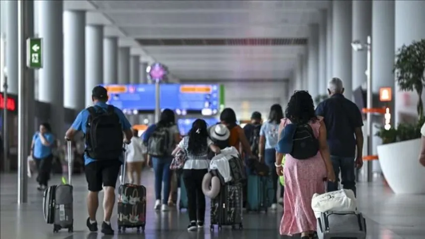 İstanbul Havalimanı yolcu rekorunu yeniledi haberinin görseli