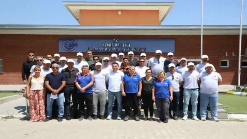 Bayraklı'da gönüllü Arama Kurtarma Ekibi göreve hazır haberinin görseli
