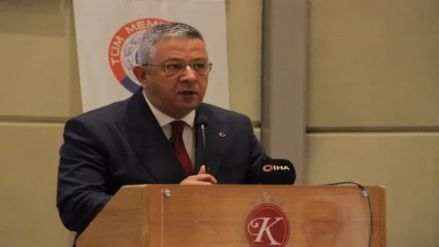 Demokratik Sağlık Sen: Daha kanunu bilmiyor ama ceza veriyor haberinin görseli