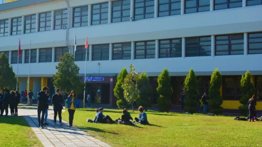 Ege Üniversitesi’nin dijital kütüphanesi haberinin görseli