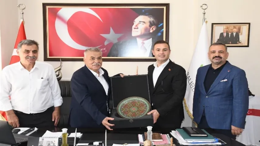 CHP'li Akın’dan Torbalı’ya çıkarma haberinin görseli