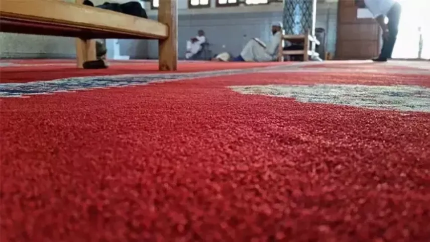 Rüyada seccade görmek ne demek? Rüyada seccade satın almak ne anlama gelir? haberinin görseli