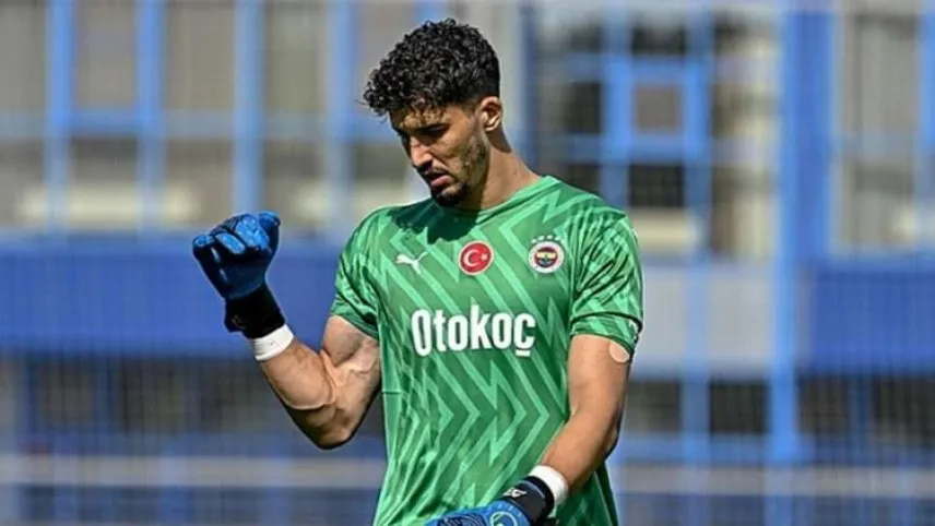Altay Bayındır'ın Fenerbahçe'den Manchester United'a transferi: Heyecan dorukta! haberinin görseli