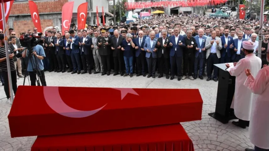 Şehit Ali Demir için son görev haberinin görseli