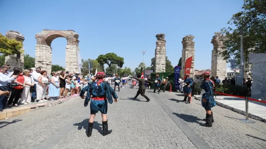 Zaferin 100. yılında Efes Selçuk'ta kutlandı haberinin görseli