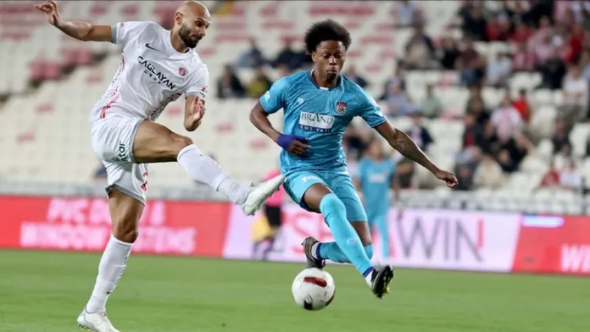 Sivas’ta kazanan çıkmadı: EY Sivasspor: 1 - Antalyaspor: 1 haberinin görseli