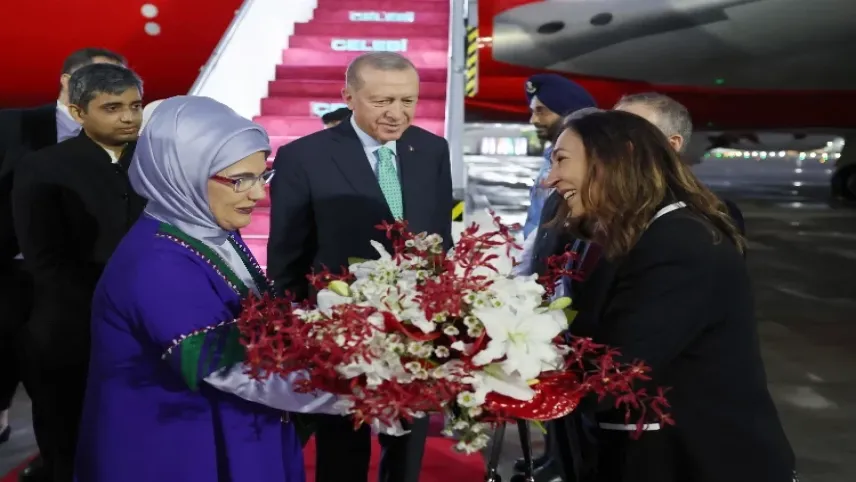 Cumhurbaşkanı Recep Tayyip Erdoğan Hindistan'a ulaştı haberinin görseli