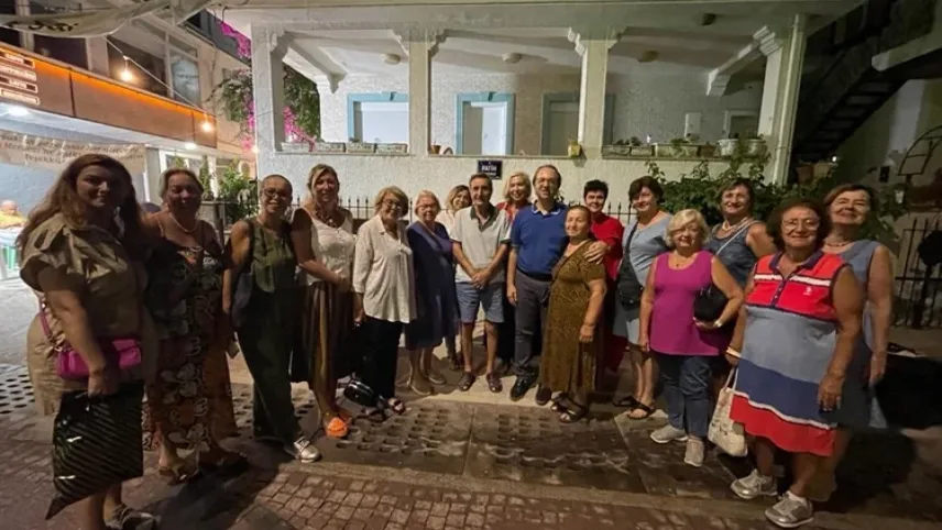 İzmir'de annelere salgın hastalıklar anlatıldı haberinin görseli