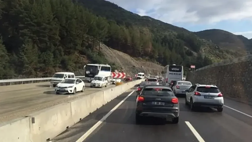Manisa İzmir arası kaç km? Araba ve otobüsle kaç saatte gidilir? haberinin görseli