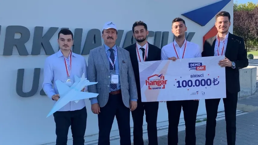 İstanbul Gelişim Üniversitesi'nde geliştirilen projeye ödül haberinin görseli
