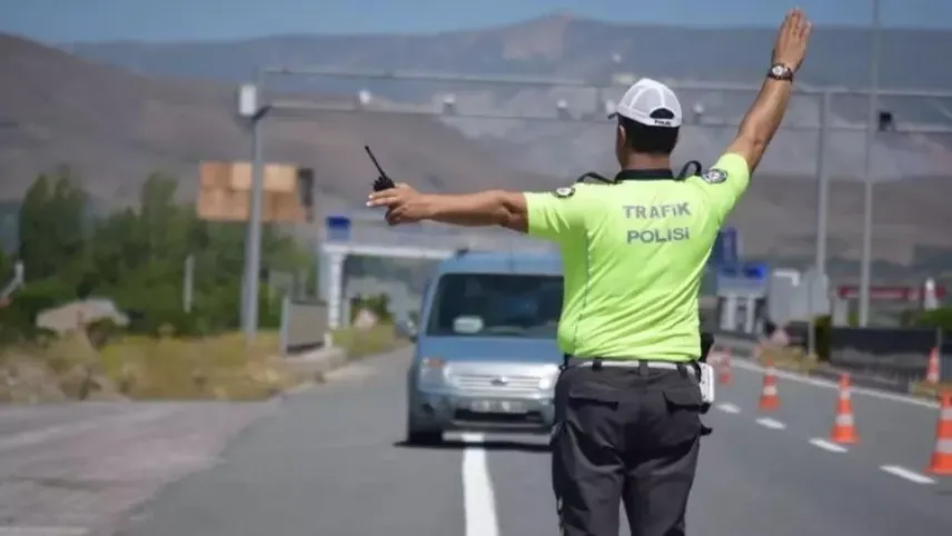 Erzincan’da trafik denetimi haberinin görseli