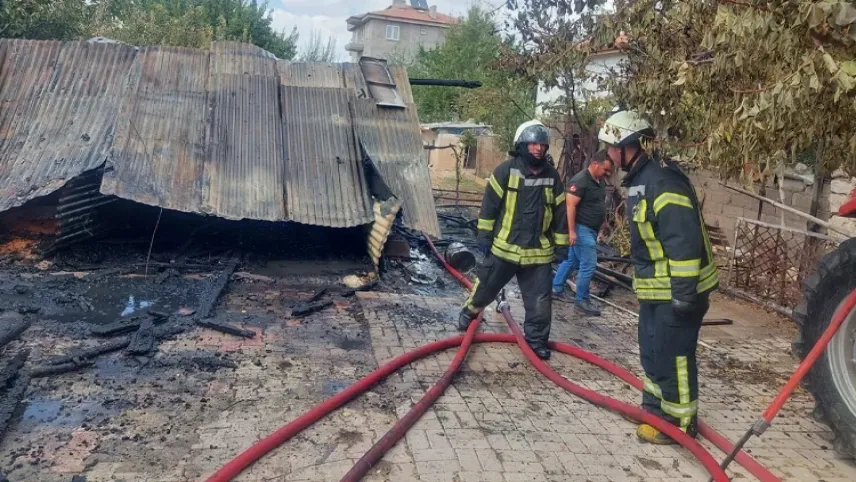 Karaman’da yangın paniği! Evin aşenesi kullanılamaz hale geldi haberinin görseli