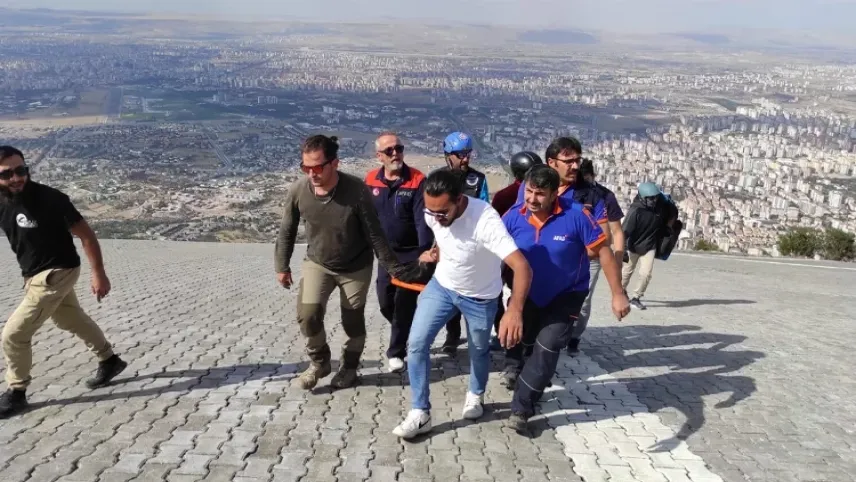 Kayseri’de feci olay: Yamaç paraşütü düştü haberinin görseli