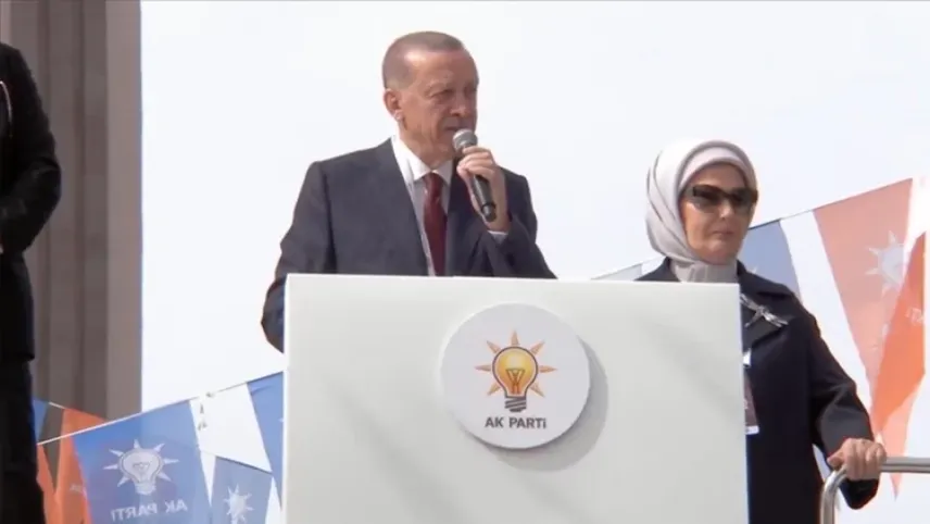 Cumhurbaşkanı Erdoğan vatandaşlara hitap etti haberinin görseli