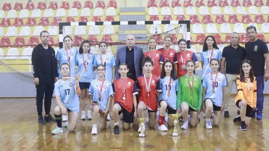 Denizli’de hentbol turnuvası bitti haberinin görseli