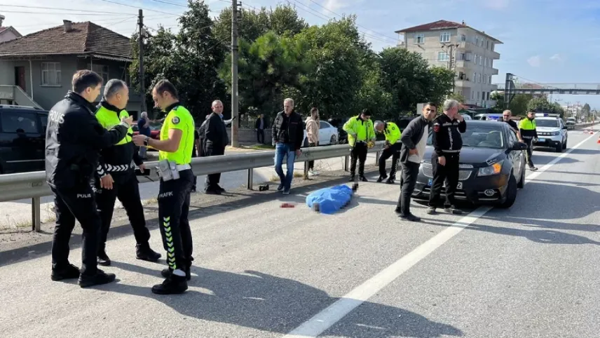 D-100 Karayolu'nda otomobilin çarptığı yaya hayatını kaybetti haberinin görseli