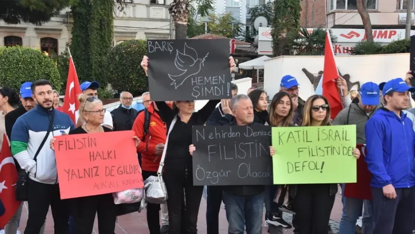 Aliağa'da İsrail protesto edildi haberinin görseli
