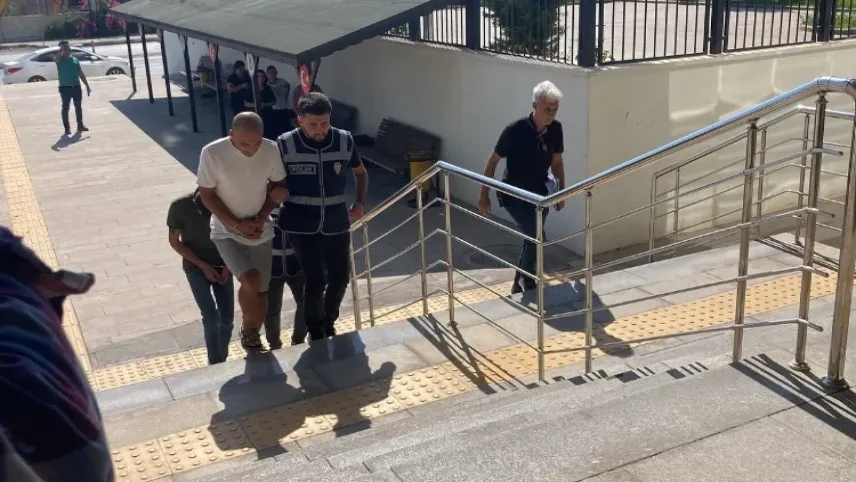 Mersin Erdemli'de ev baskını! haberinin görseli