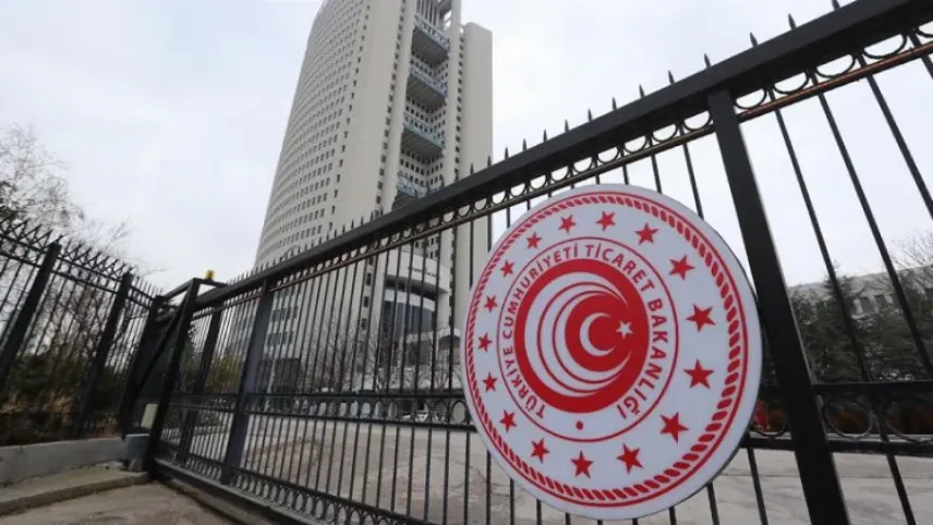 Ticaret Bakanı Bolat: Dış ticaret açığımız 5 milyara dolara geriledi haberinin görseli