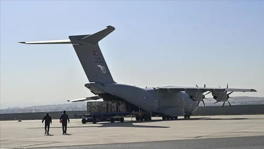 Gazze'ye ilaç ve tıbbi malzeme taşıyan uçak Mısır'a ulaştı haberinin görseli