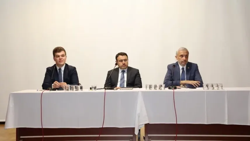 Vali Musa Işın, halkın beklentilerini dinledi haberinin görseli