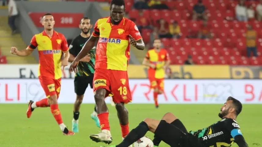 Göztepeli Mame Diouf, suskunluğunu bozdu haberinin görseli