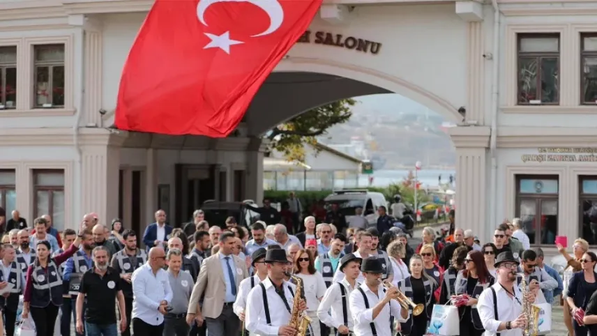 Bandırma’da Cumhuriyet coşkusu! haberinin görseli