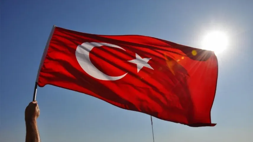 İzmir Kulüplerinden Cumhuriyet Bayramı mesajları haberinin görseli