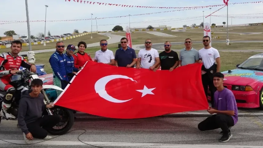 Uşak’ta drift etkinliği düzenlendi haberinin görseli