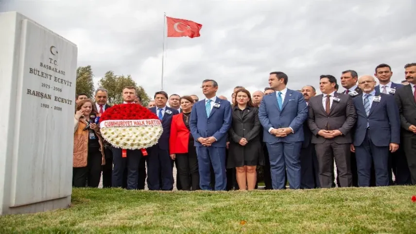 CHP lideri Özel: Ecevit'i örnek alan yürüyüşümüz delegelerimizin takdiriyle sonuçlandı haberinin görseli