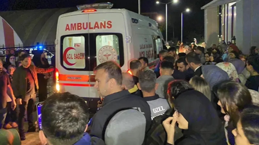 Asansör kazalarının ardı arkası kesilmiyor: Rize Kız Öğrenci Yurdu'nda asansör kaydı haberinin görseli