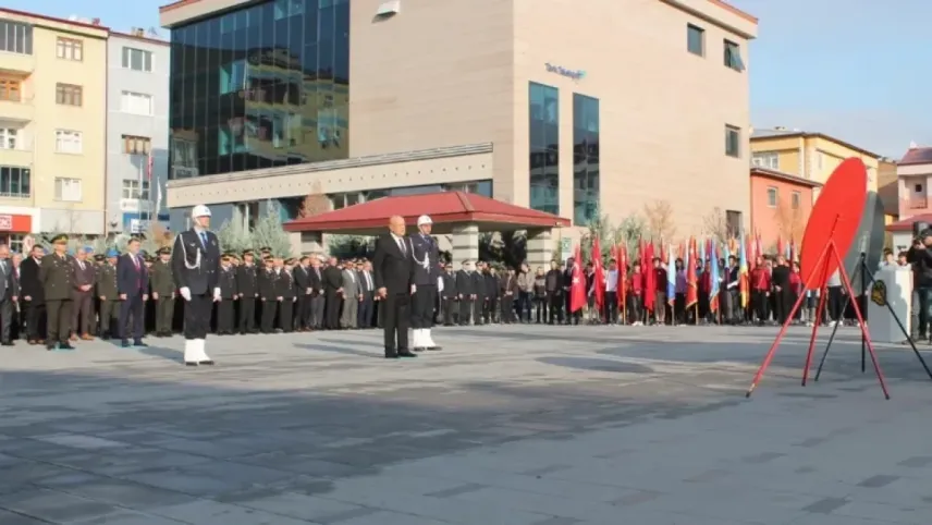Bayburt'ta 10 Kasım Atatürk'ü Anma Günü haberinin görseli