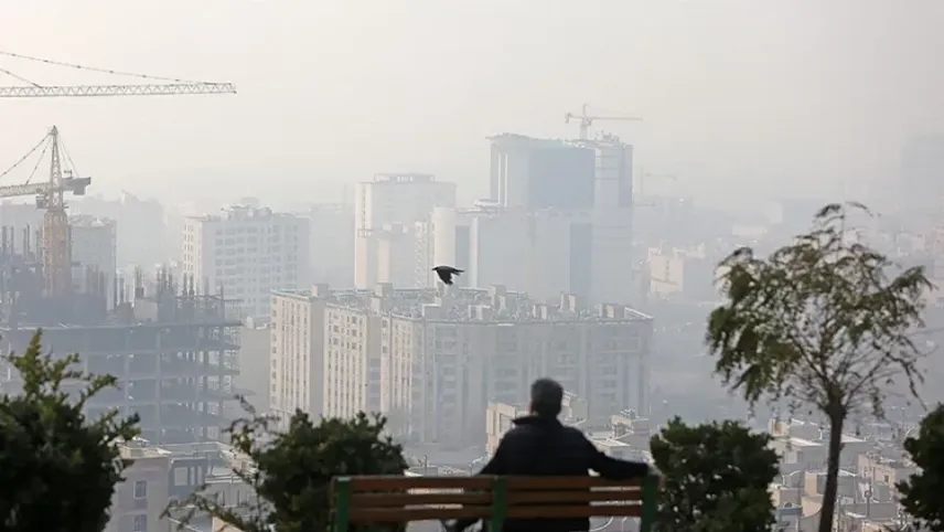İran’da uzaktan eğitime geçildi haberinin görseli