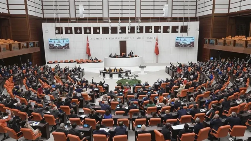 TBMM'den ekonomiye ilişkin kanun teklifi mesaisi haberinin görseli