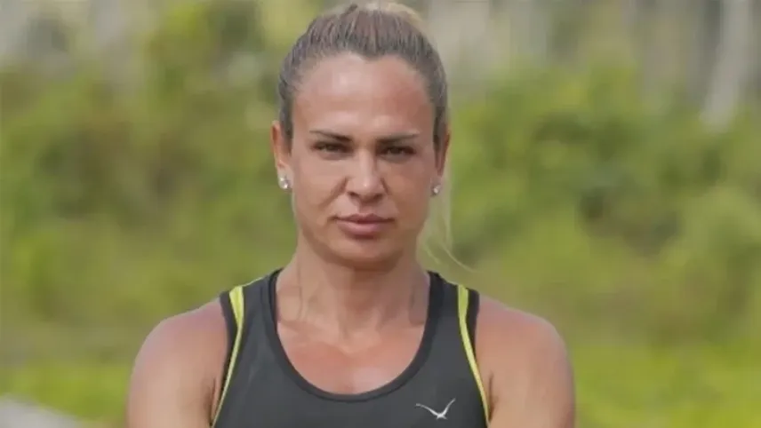 Survivor Nagihan Karadere evlatlıktan reddedildi mi? Kardeşinden şaşırtan açıklama! haberinin görseli