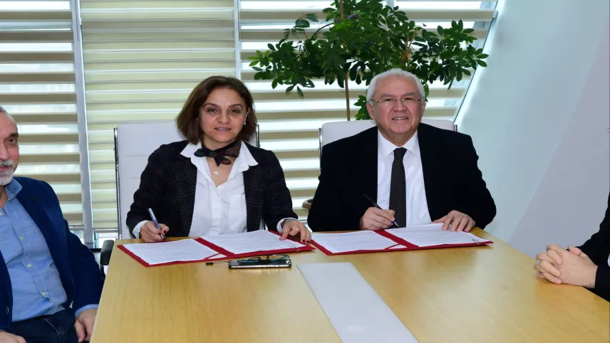 Karabağlar'da asansör güvenliği için önemli bir adım atıldı haberinin görseli