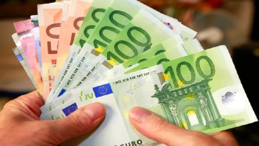 700 Euro kaç TL yapar? 700 Euro Türk parası olarak ne kadar? haberinin görseli