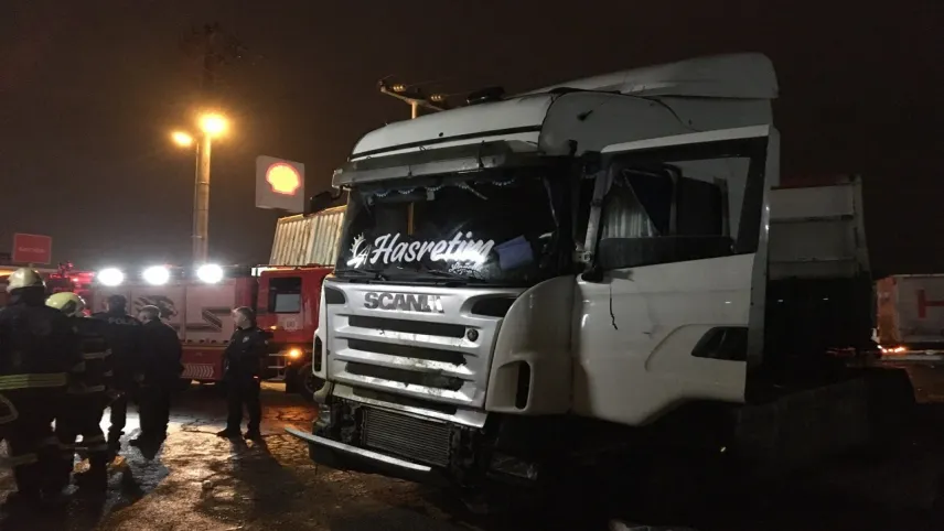 Köfte yerken tırın altında kaldı... Kurtarılamadı haberinin görseli