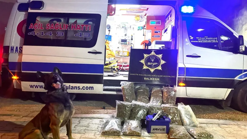 Ambulansla uyuşturucu sevkiyatına nefes kesen operasyon haberinin görseli